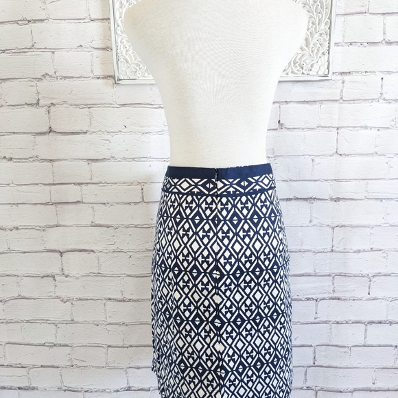 MARIO SERRANI Italy Geometric Lined Stretch Short Skirt - Picture 9 of 9